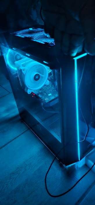 AMD RYZEN 7 5800X