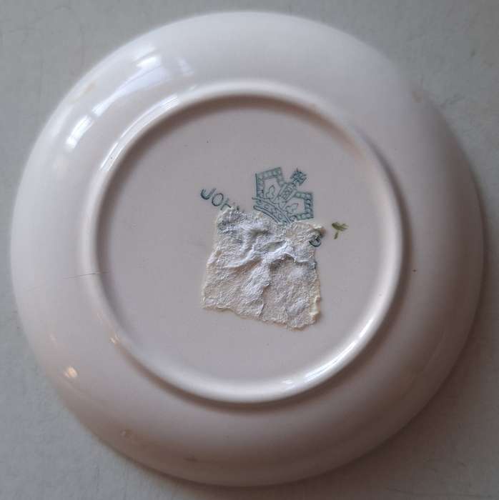 Water Mill sausers (10.5 cm across)