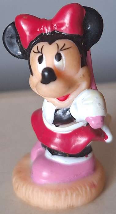 Miniature Mini Mouse figure (4cm tall)