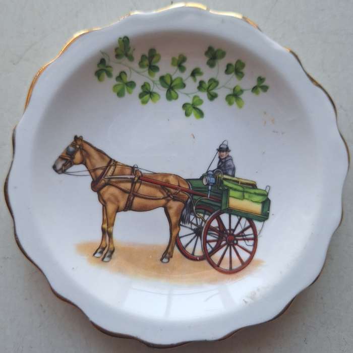 Horse and Trailer saucer (Royal Standard Bone China) 11 cm across