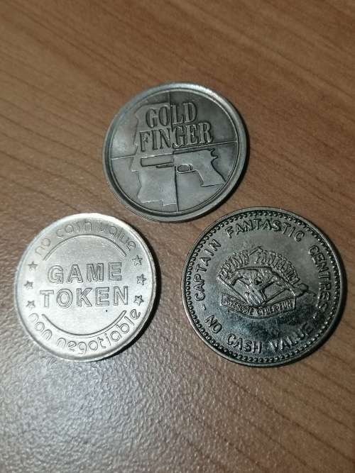 *#* 3 x amusement park tokens - Gold Finger - The magic company and Captain Fantastic Nu Metro  *#*