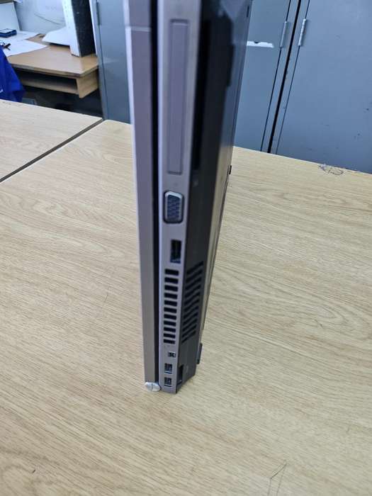 HP 8570P CORE I7