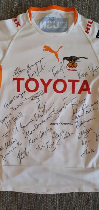 Cheetahs replica jersey signed by legends