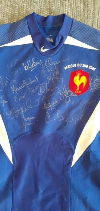 Match worn France Jersey 2005 signed by Springbok opponents