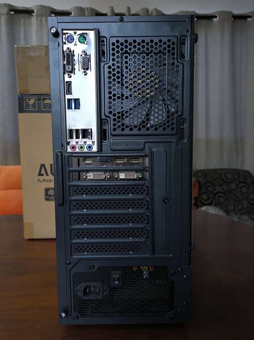 8th Gen i5 Entry Level gaming PC / Productivity PC Tower