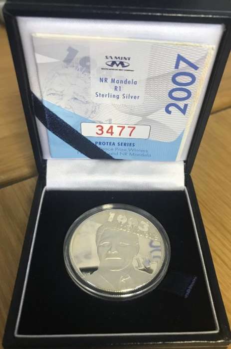 RSA 2007 MANDELA SILVER PROTEA ONE RAND