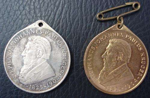 PRESIDENT PAUL KRUGER SILVER & BRONZE COMMEMORATIVE MEDALLION SET- 11/10/1954-KRUGER STATUE REMOVAL