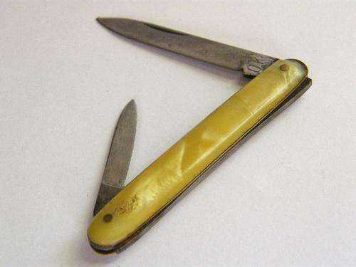 Small Pocket Knife -  ` OK ` on Blade - as per photo