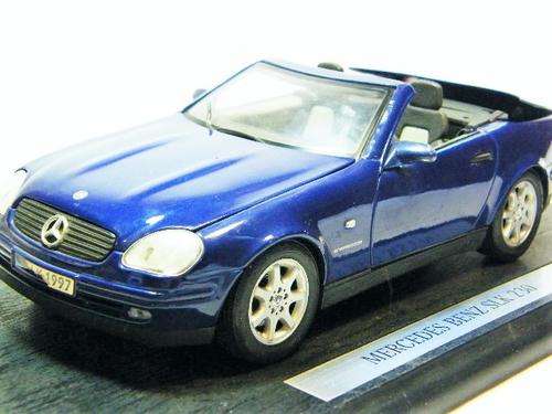 1997 Mercedes Benz SLK 230 convertible model car - scale 1/18 - Maisto - as per photo