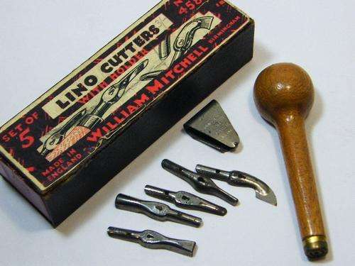 Vintage set of 5 Lino cutters with holder by William Mitchell in original box - as per photo