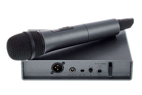 SENHEISER XSW 1-825-B SINGLE WIRELESS VOCAL HANDHELD MICROPHONE SET