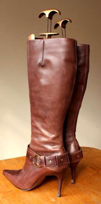"Faith" brown pleather boots with stiletto heels and buckle detail