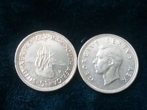 1952 5 shilling silver great condition