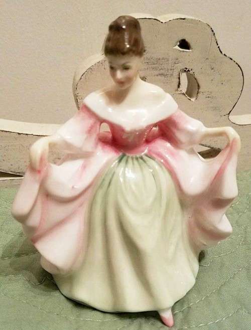 Royal Doulton Sara HN3219