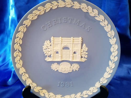 Vintage Wedgwood Jasper Blue Christmas 1981 Marble Arch  #