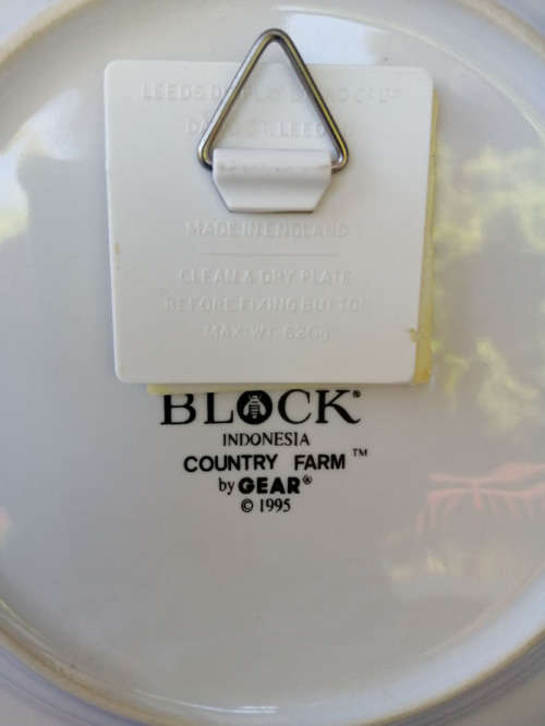 China Pig Plate Country farm made in England