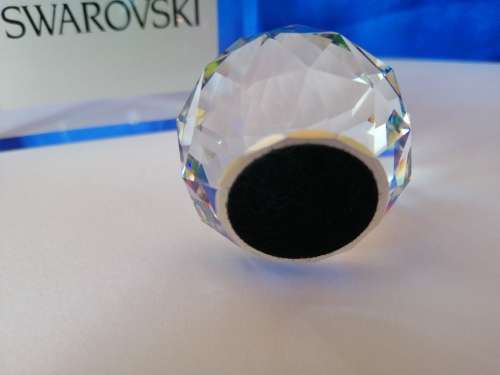 GENUINE Swarovski Crystal Stunning Medium Paperweight *