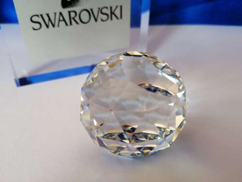 GENUINE Swarovski Crystal Stunning Medium Paperweight *