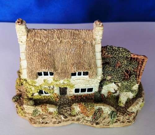 Miniature House - Lilliput Lane Cobblers Cottage #