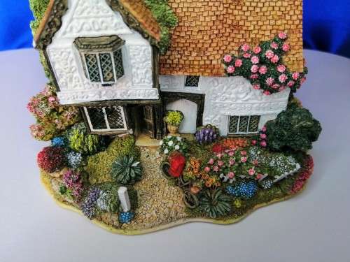 Miniature House - Lilliput Lane  Parsons Retreat #