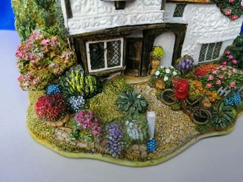 Miniature House - Lilliput Lane  Parsons Retreat #