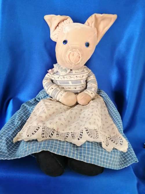 Hand Made Vintage Soft Pig