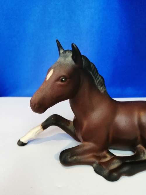 Beswick England Sitting Foal Matt Horse Figurine