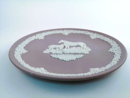 Wedgwood Lilac Jasper with White Horses Mothers Day Plate 1981