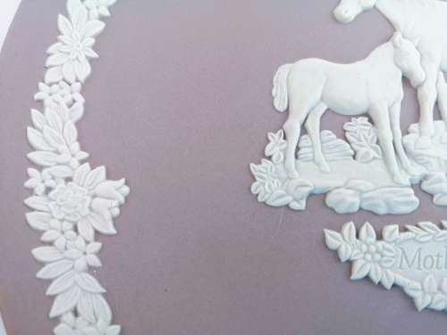 Wedgwood Lilac Jasper with White Horses Mothers Day Plate 1981