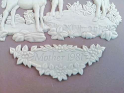 Wedgwood Lilac Jasper with White Horses Mothers Day Plate 1981