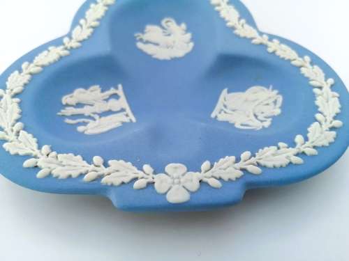 Vintage Wedgwood Jasper Blue Clover Dish  #