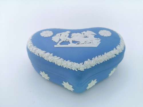 Vintage Wedgwood Blue Jasper Heart Shape trinket Pot  #