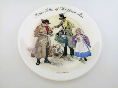 Stunning Wedgwood The Street Sellers of London Plate ` Seller of hot green Peas `1986