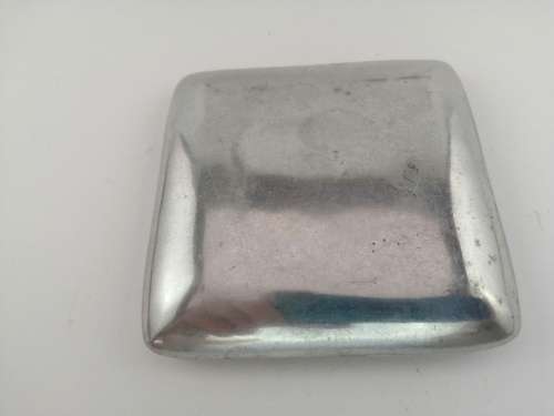 Metal chrome ? ashtray.