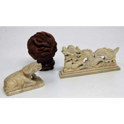 Group of Chinese wares bronze dragon, small brass Buddhas and more