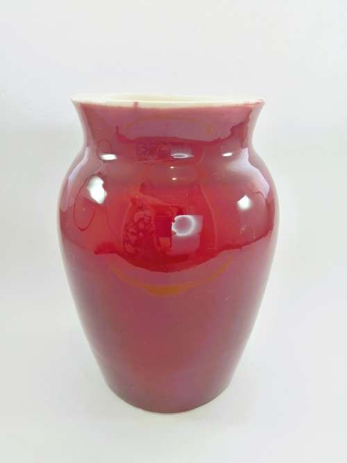 Vibrant red Pottery pot