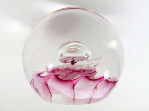 Limited Edition 247/500 Selkirk Glass Helios Paperweight 1983 Scotland
