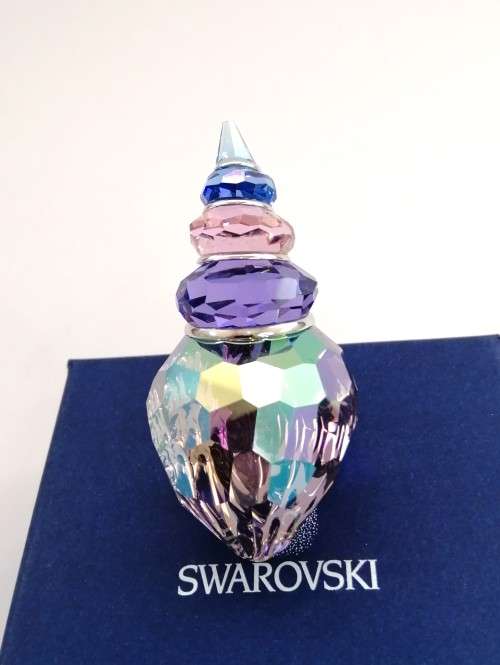 Swarovski Crystal Figurine Paradise Corunna Blue Violet 626206