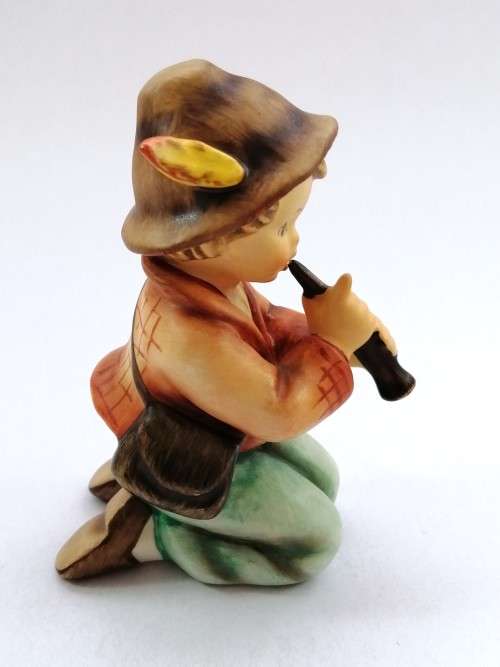 Goebel Hummel Figurine, Little Tooter