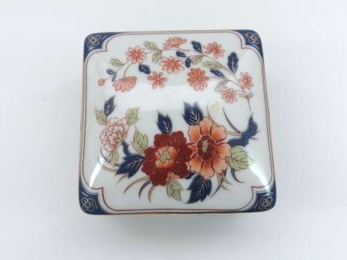 Imari Style Square Porcelain Lidded Trinket Box