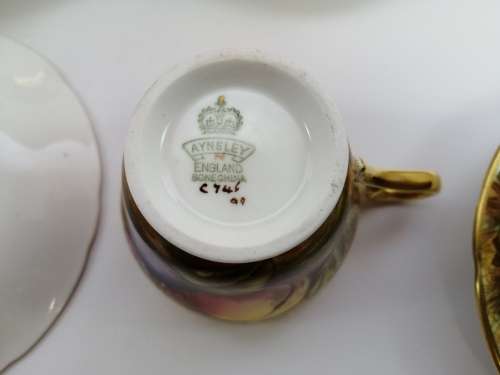 Vintage Aynsley Orchard Gold Fruits Demitasse four Cups & five Saucers Signed N. Brunt