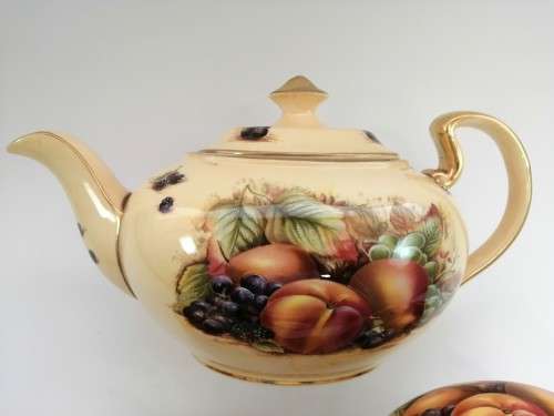 Aynsley Orchard Gold Teapot, Sugar Bowl, Milk Jug Set plus pot