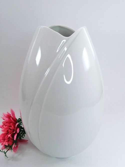An exquisite Tall white ceramic vase made by  Azberg Germany