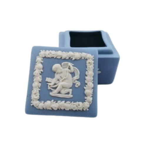 WEDGWOOD BLUE JASPERWARE SQUARE LIDDED BOX