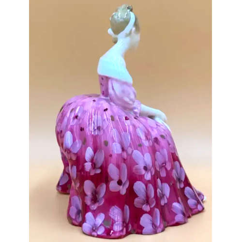 Royal Doulton Lady Figurine Victoria HN 2471