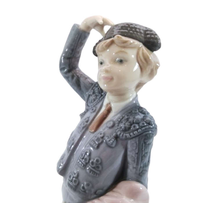 Lladro Figurine No. 5117 Boy Bullfighter Little Proud Matador