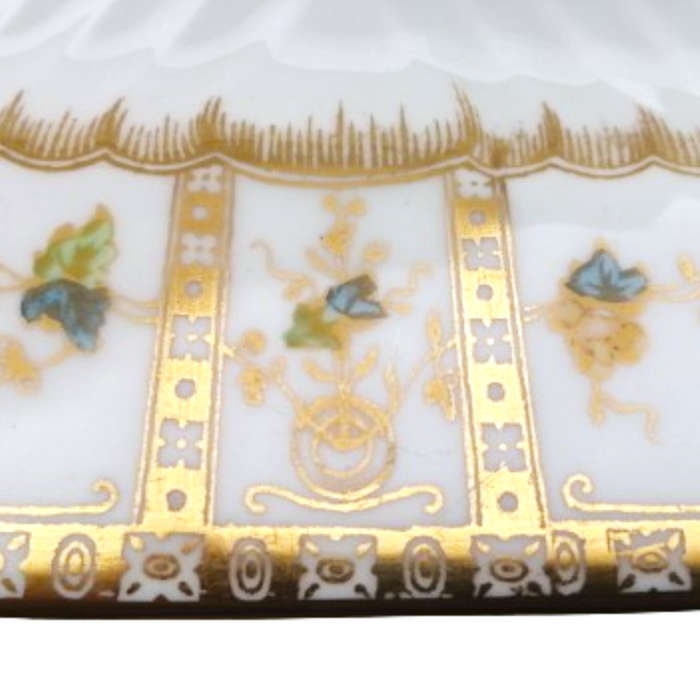 Wedgwood Antique hand painted delicate flowers and gold trim Cake Serving Plate