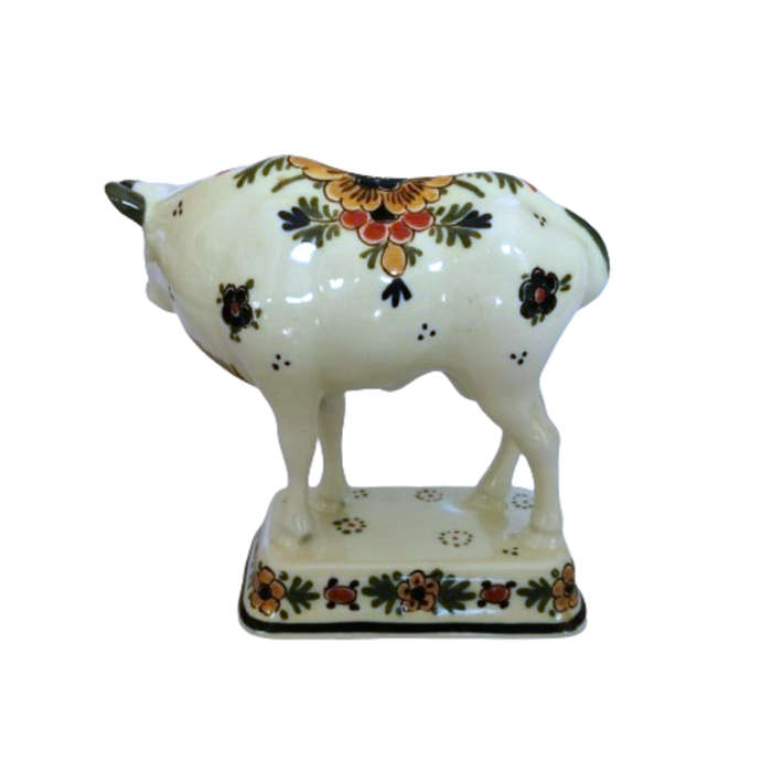De Porcrleyne Fles Royal Delft Polychrome Right facing Bull Cow