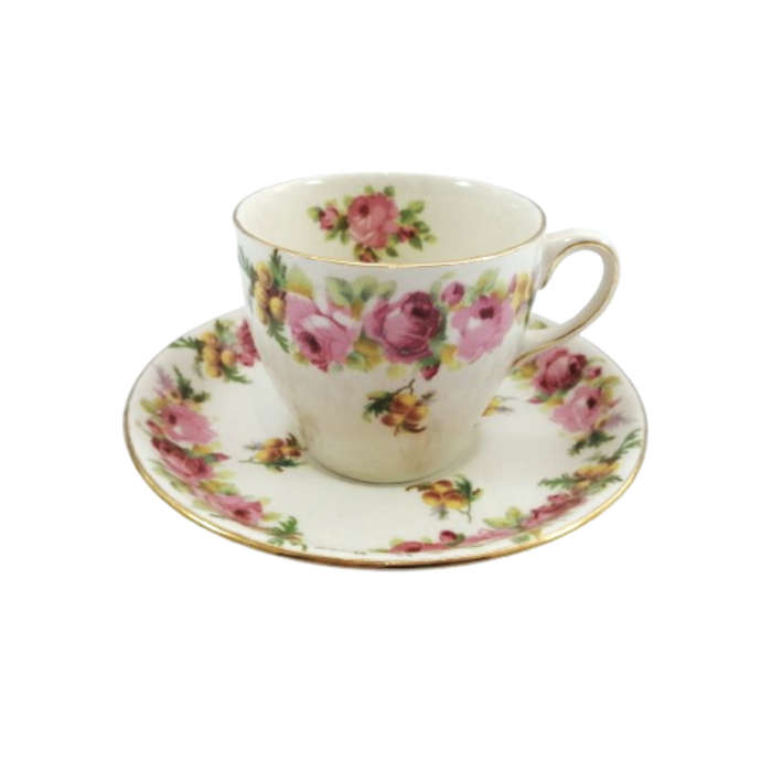 Royal Doulton D5643 Roses and Wattle tea trio