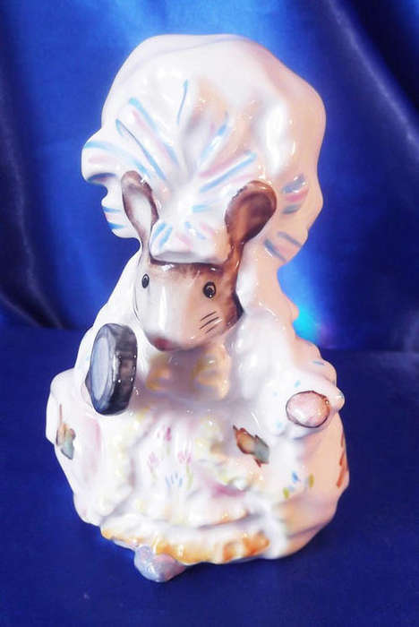 Beswick - Beatrix Potter - ` Lady Mouse ` 1183 #